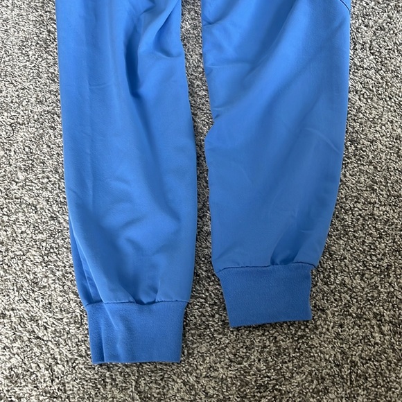 Figs Zamora Jogger Scrub Pant Small Petite Ceil Blue - Picture 4 of 4